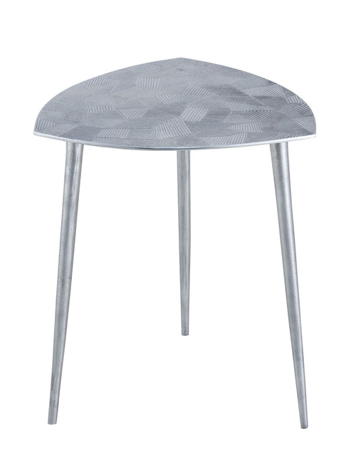 Beistelltisch Alster dreieckig aus Aluminium in Silber mit drei schlanken Beinen